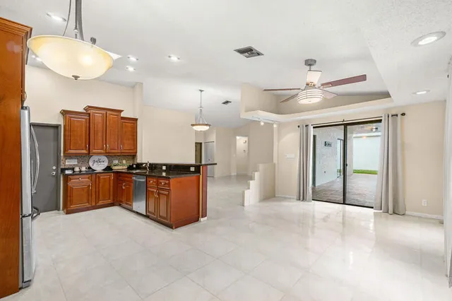 $3,900 | 21011 Windemere Lane, Boca Raton, FL 33428