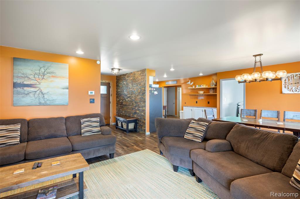 8171 Lakeshore Road Lexington, MI 48450 - Photo 14 of 45