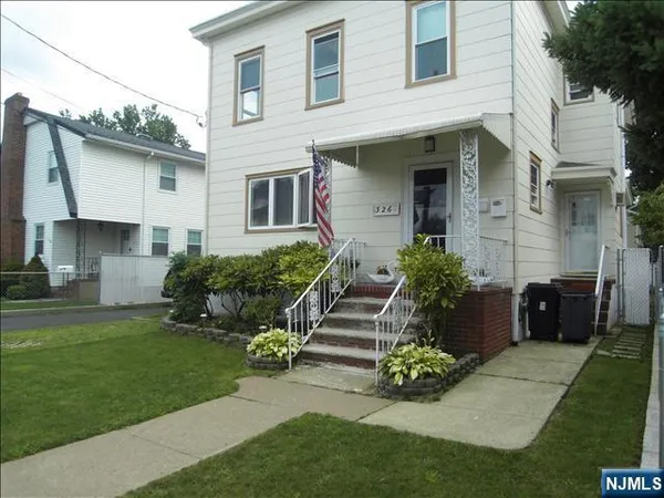 $2,900 | 326 Walter Avenue, Hasbrouck Heights, NJ 07604