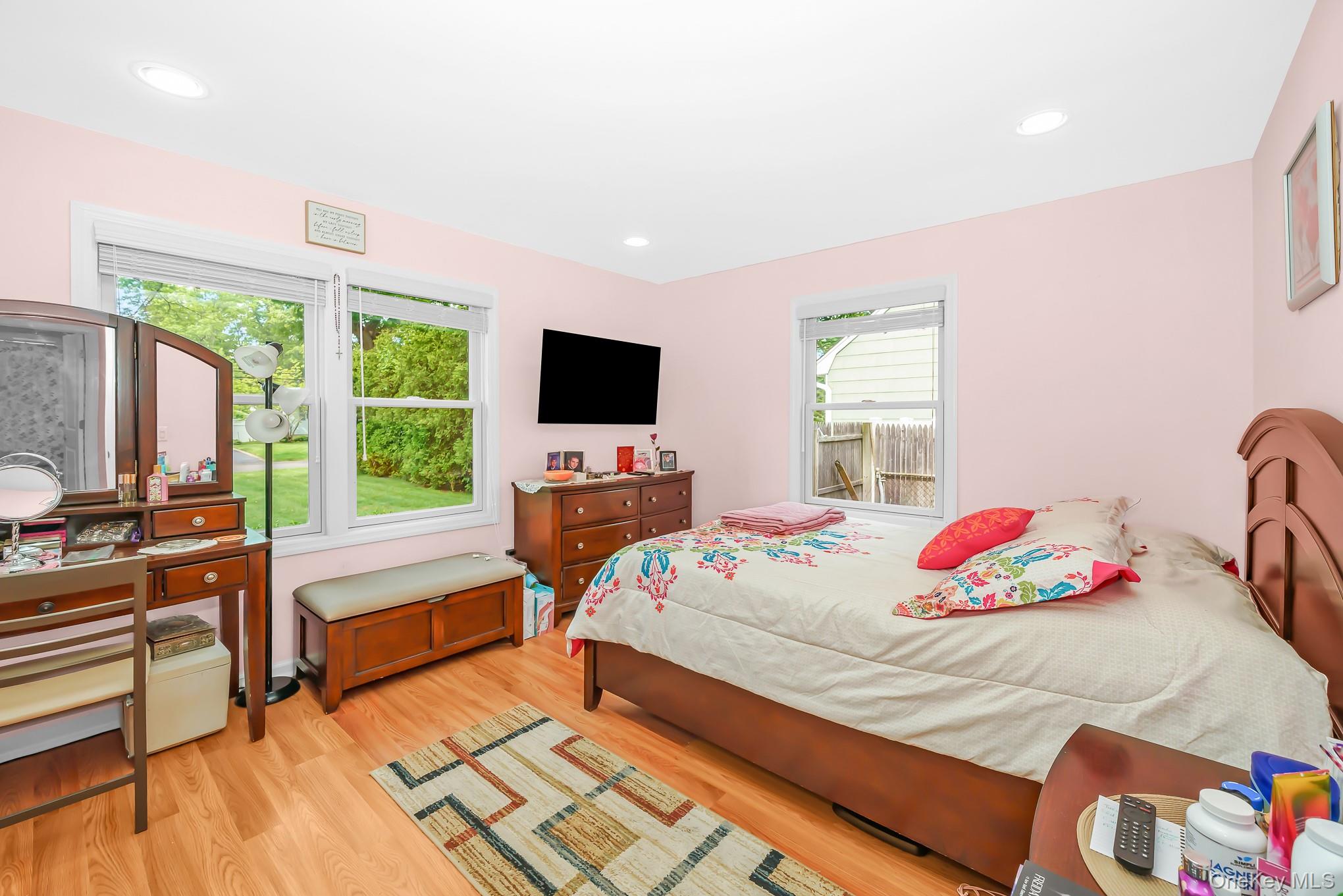 20 Amherst Street Islip, NY 11751 - Photo 24 of 29
