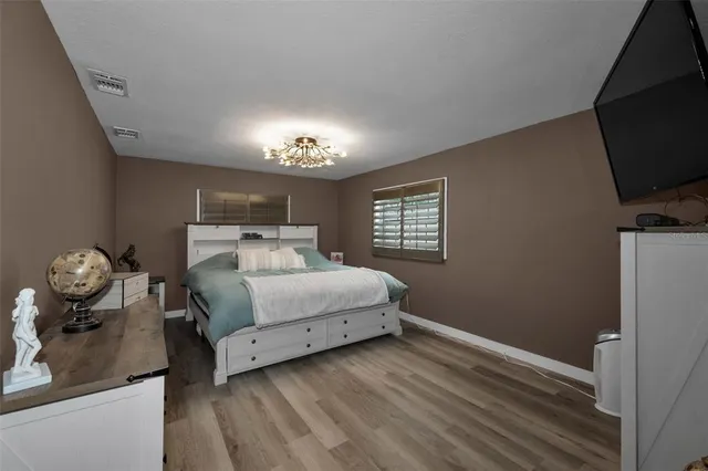 $475,000 | 5 Hayes Road, Oldsmar, FL 34677