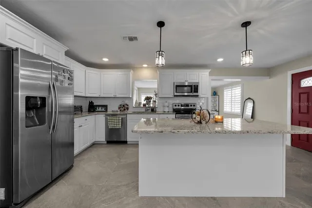 $475,000 | 5 Hayes Road, Oldsmar, FL 34677