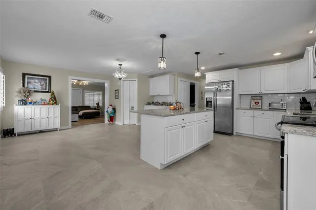 $475,000 | 5 Hayes Road, Oldsmar, FL 34677