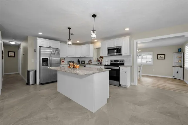 $475,000 | 5 Hayes Road, Oldsmar, FL 34677