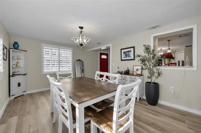 $475,000 | 5 Hayes Road, Oldsmar, FL 34677