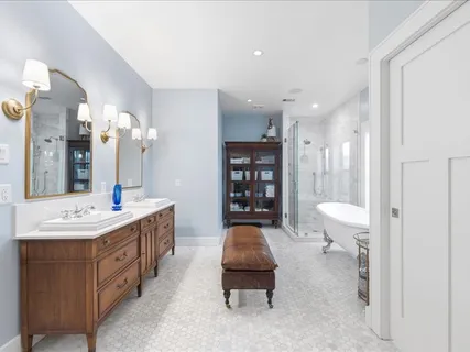 $1,195,000 | 629 East 19th Street, Houston, TX 77008