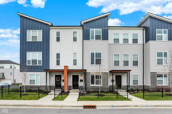 $1,950 | 3123 Bolton Square Boulevard, Indianapolis, IN 46222