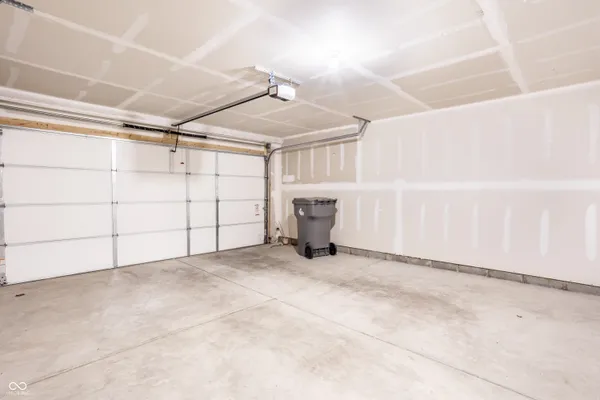 $1,950 | 3123 Bolton Square Boulevard, Indianapolis, IN 46222
