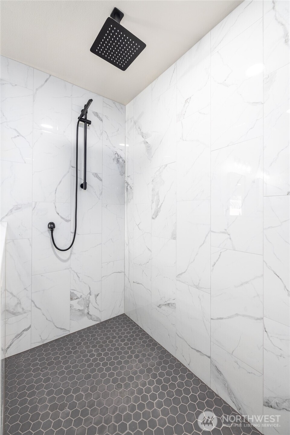 323 West King Tut Road Bellingham, WA 98226 - Photo 17 of 28