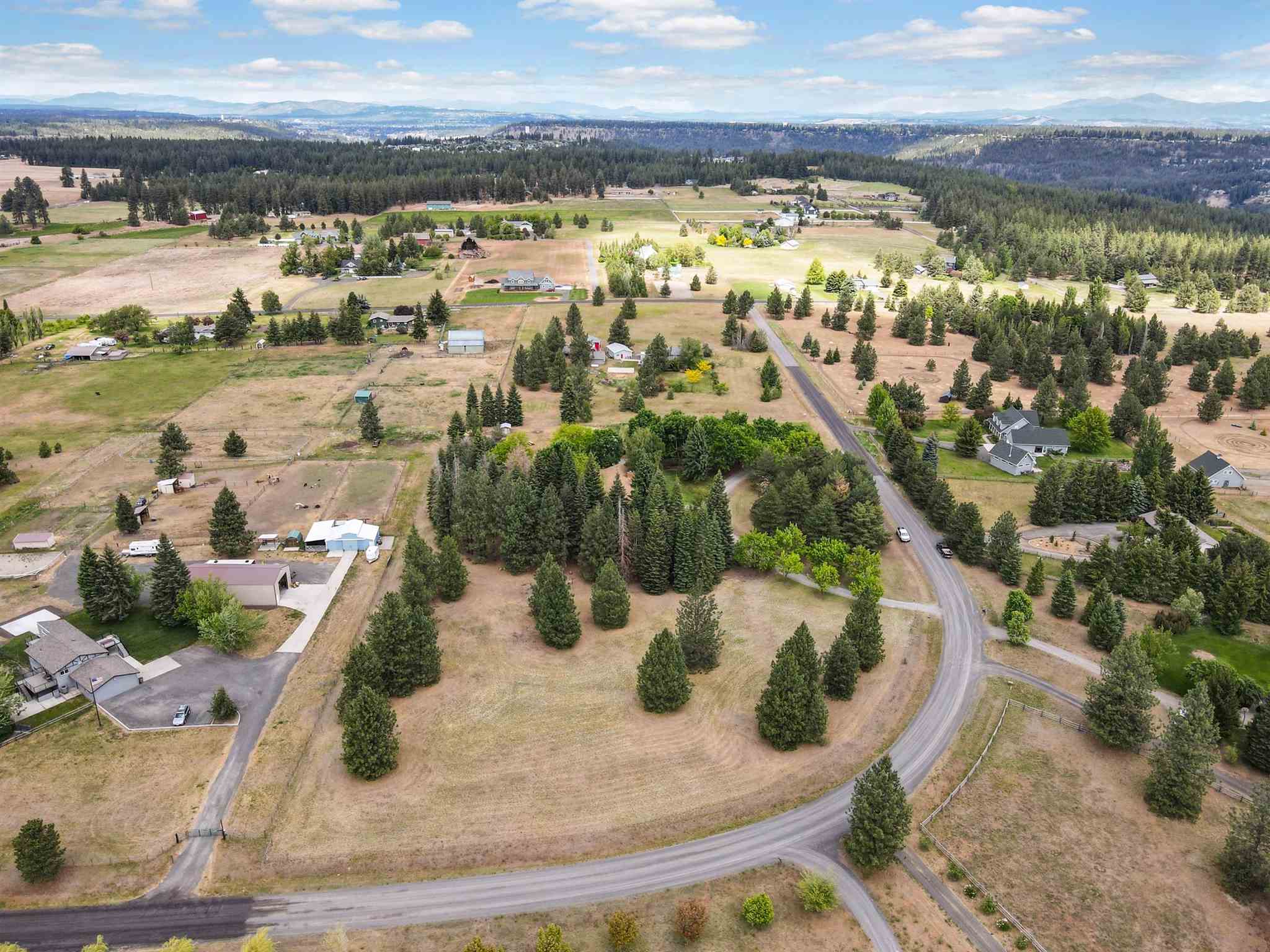 9110 South Crestview Road Spokane, WA 99224 - Photo 41 of 46