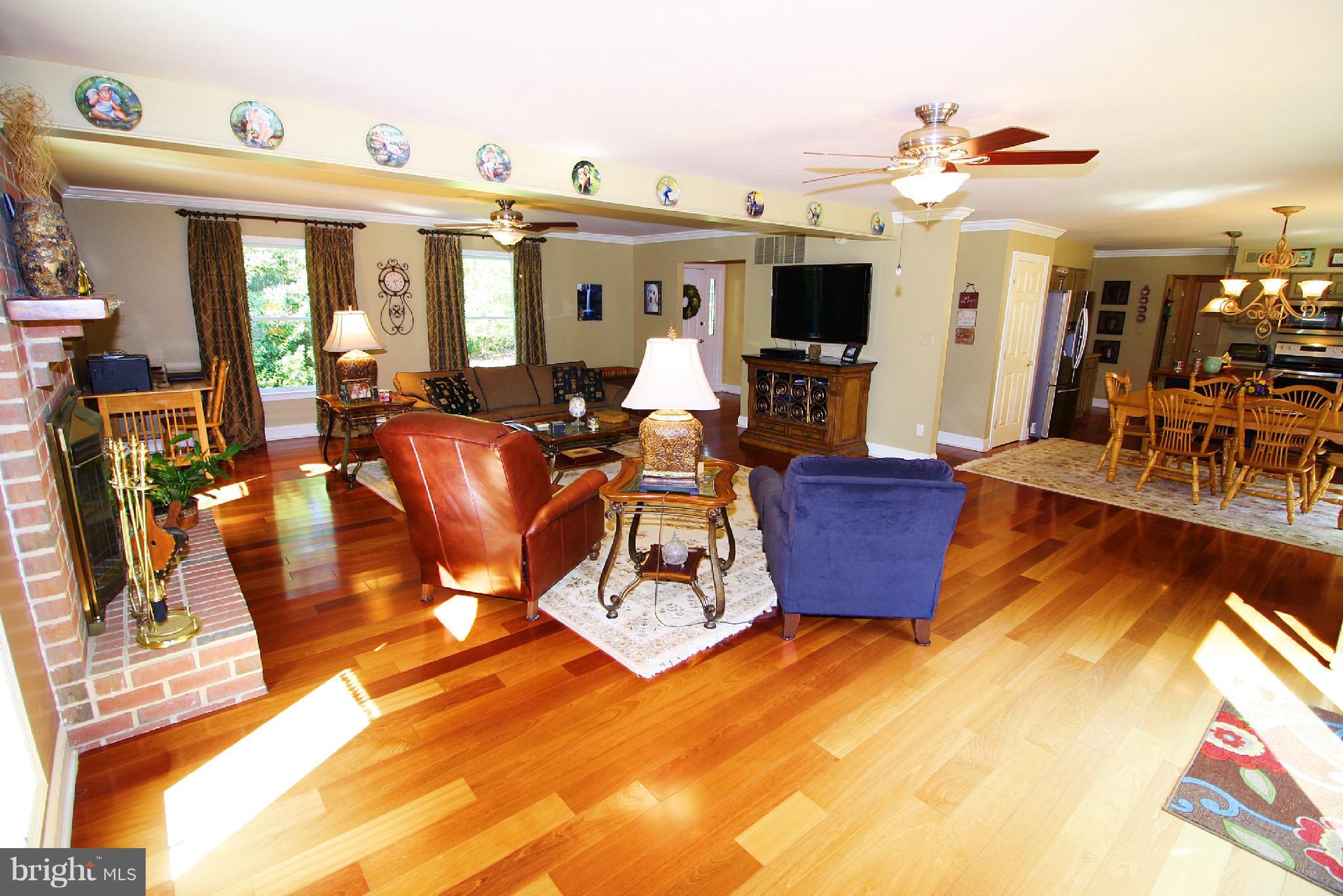 1155 Quarry Road Pylesville, MD 21132 - Photo 16 of 35 Living Room