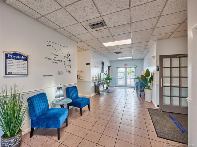 a view of a tennis court