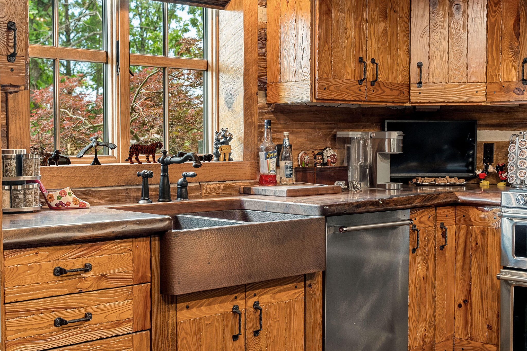 3380 Victor Church Road Branson, MO 65616 - Photo 11 of 42 Hammered Copper Farm Sink