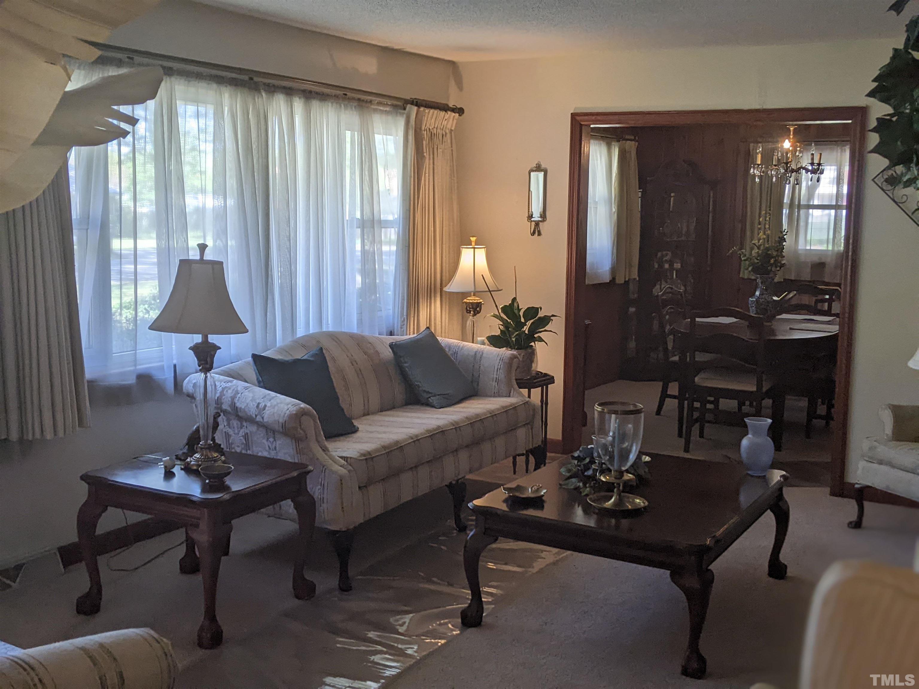 615 Crosby Road Durham, NC 27704 - Photo 3 of 17 Gallery Image 3