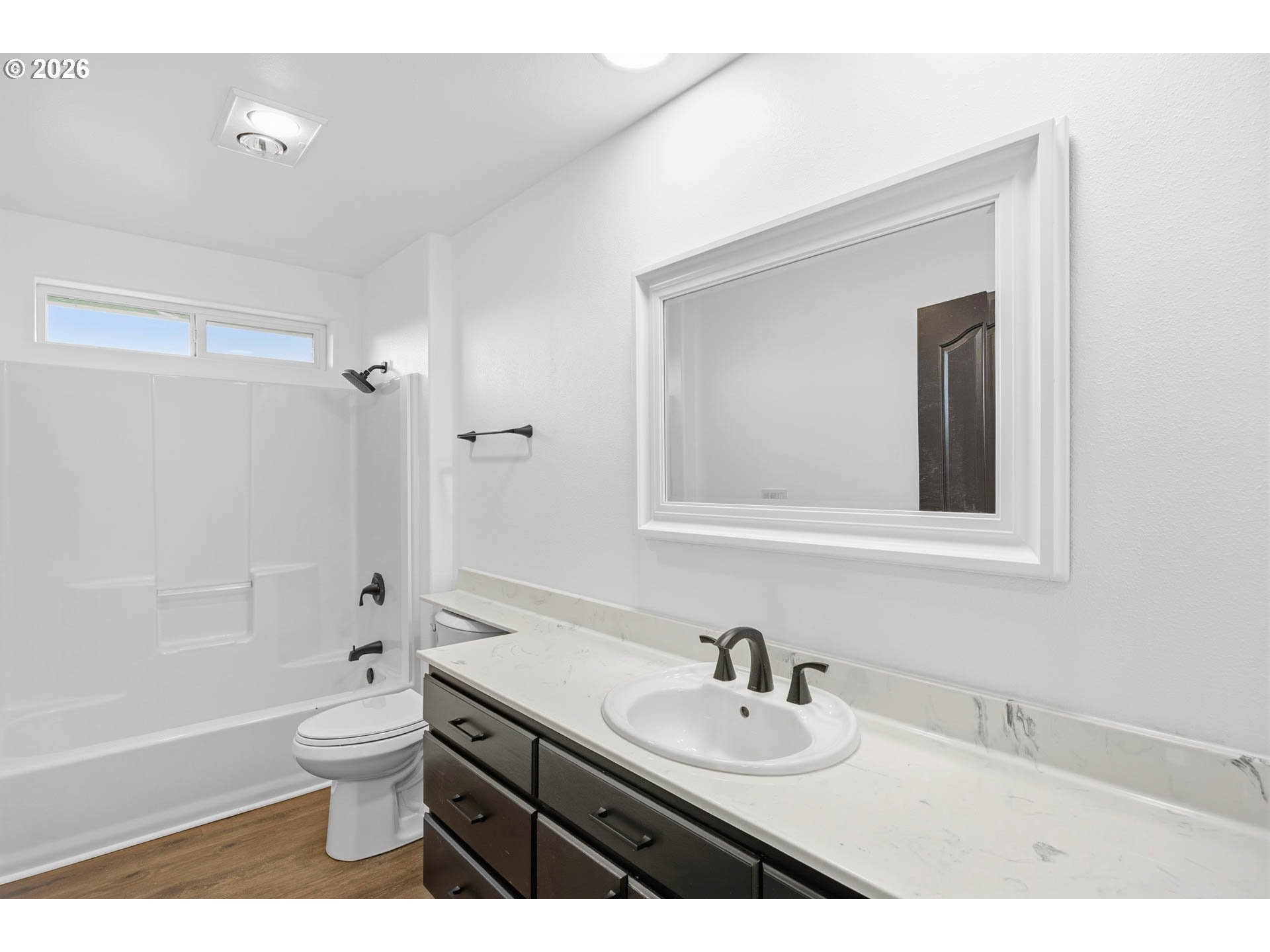 475 Curry Road Roseburg, OR 97471 - Photo 32 of 48 Bathroom
