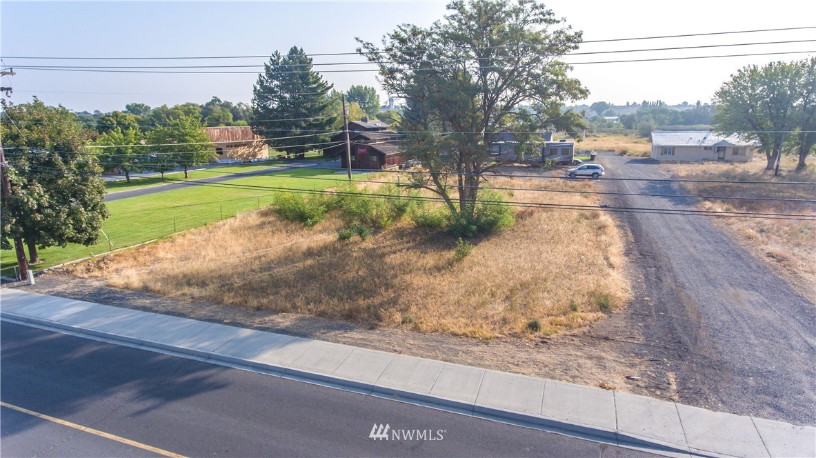 3309-3327 Valley Road Northeast Moses Lake, WA 98837 - Photo 16 of 17 Gallery Image 16