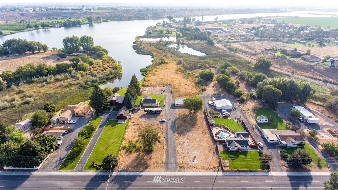 3309-3327 Valley Road Northeast Moses Lake, WA 98837 - Photo 4 of 17 Gallery Image 4