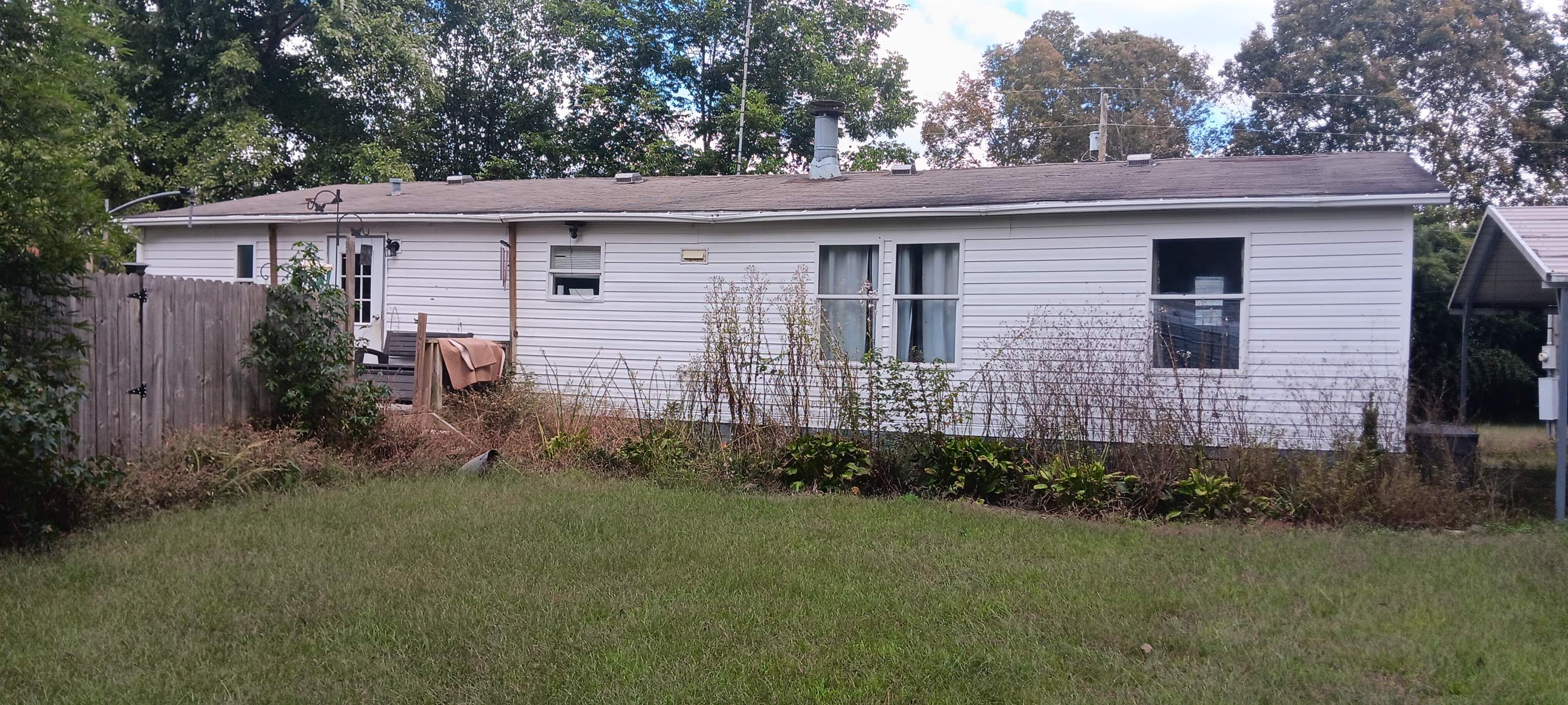 100 Academy Road Pulaski, TN 38478 - Photo 29 of 36 Rear view of property