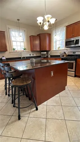 $330,000 | 7016 Michigan Avenue, St. Louis, MO 63111