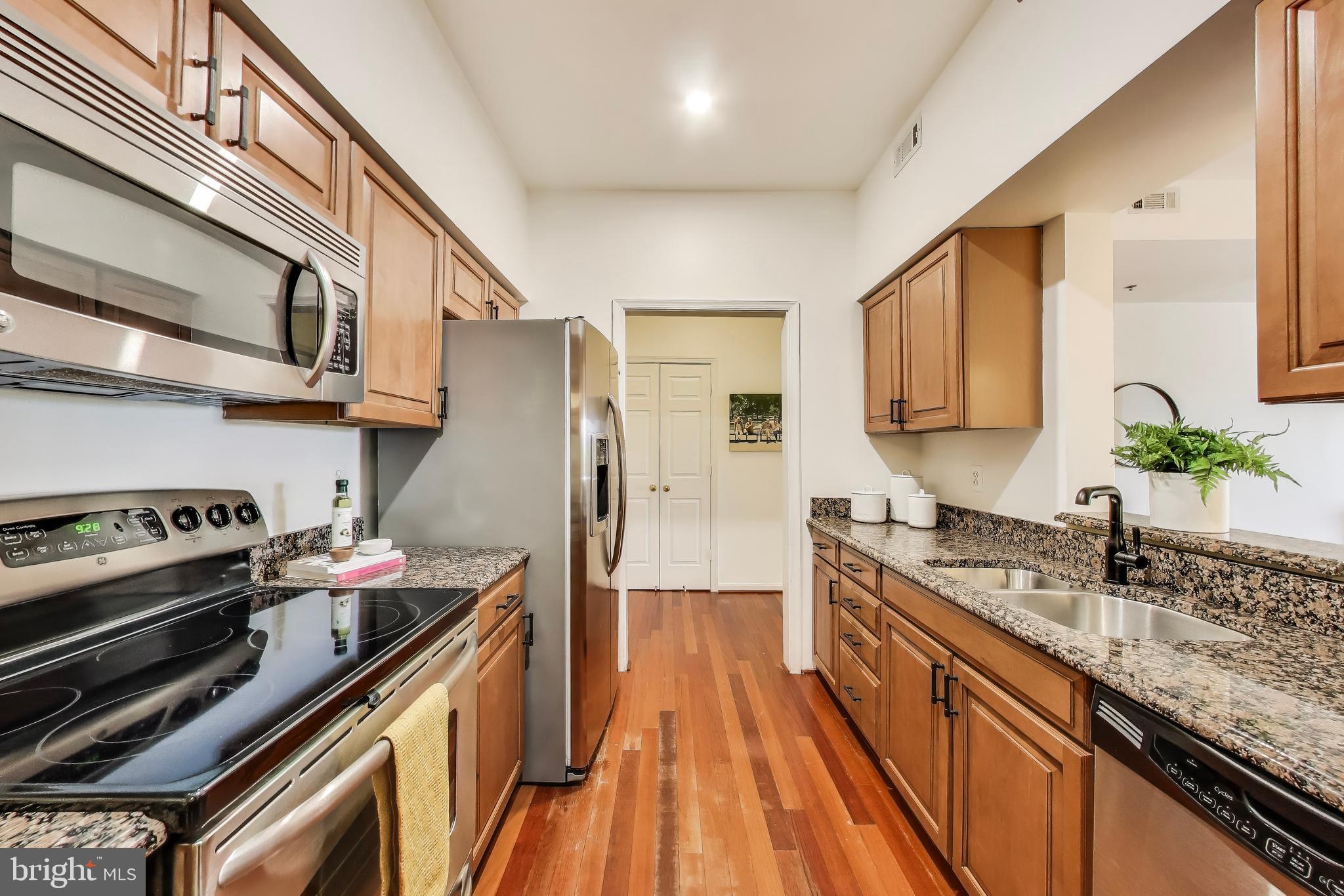 545 East Braddock Road, Unit 608 Alexandria, VA 22314 - Photo 8 of 24 Gallery Image 8