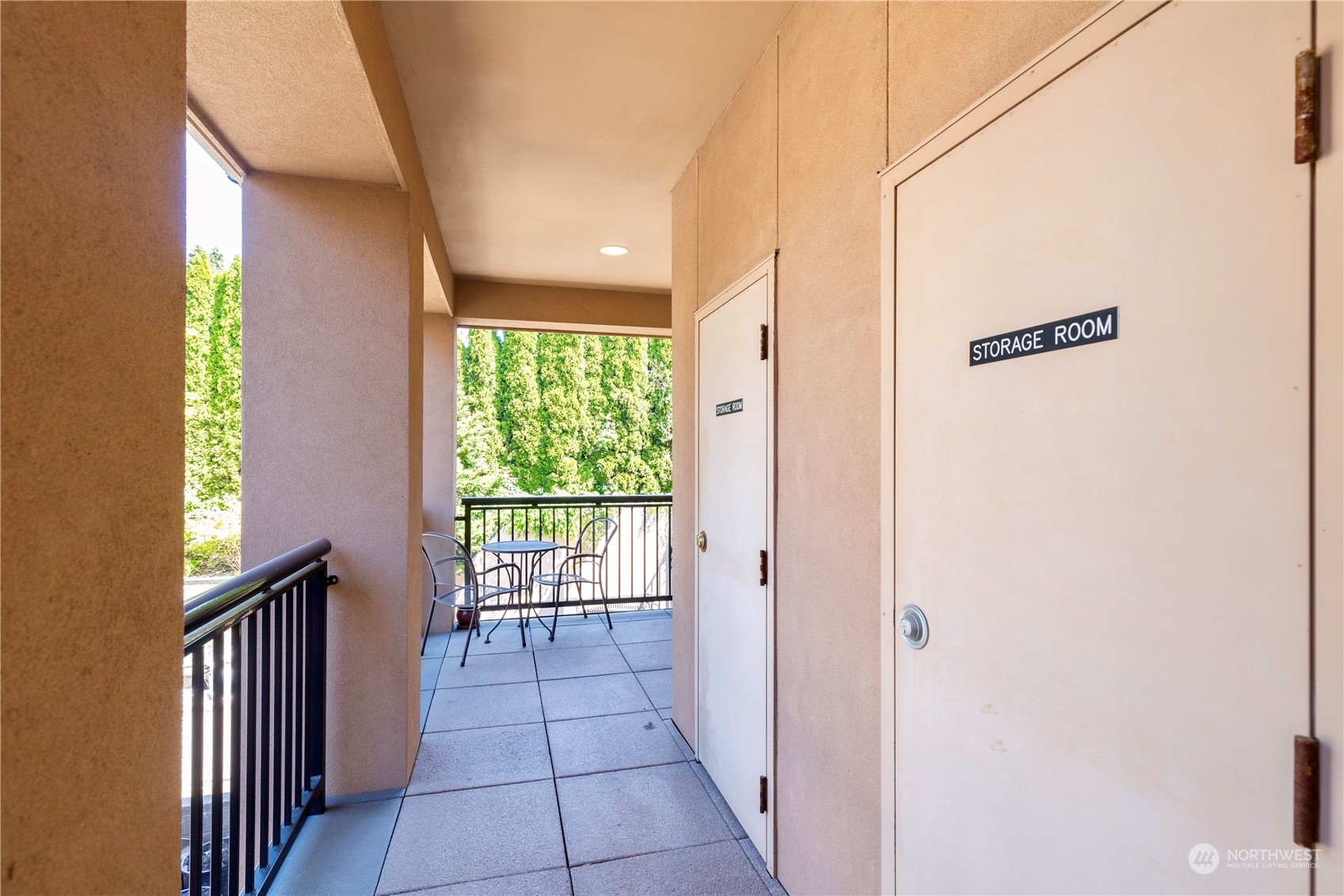 5000 30th Avenue Northeast, Unit 302 Seattle, WA 98105 - Photo 20 of 21 a view of a hallway with a window