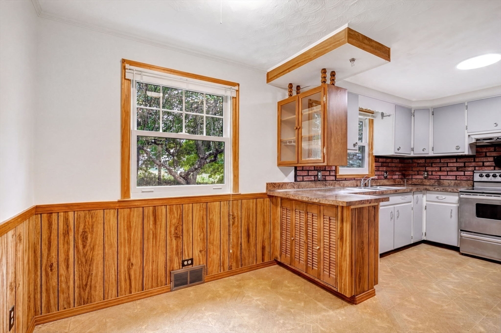 59 Vining Hill Road Southwick, MA 01077 - Photo 13 of 40 Gallery Image 13