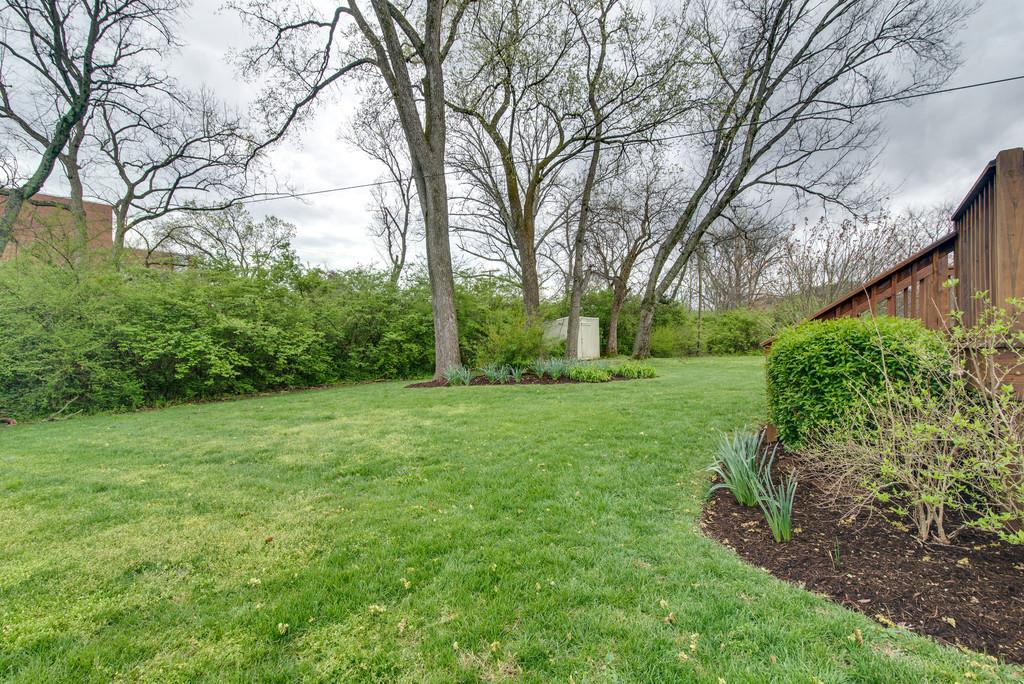 5561 Knob Road Nashville, TN 37209 - Photo 26 of 26 a view of a garden