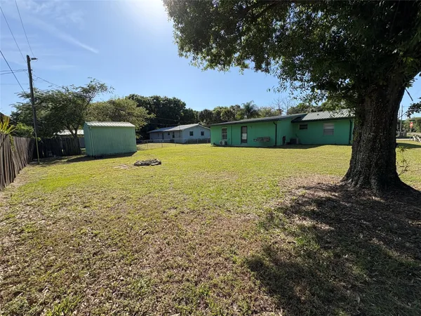 $285,000 | 1120 Southwest 8th Court, Okeechobee, FL 34974