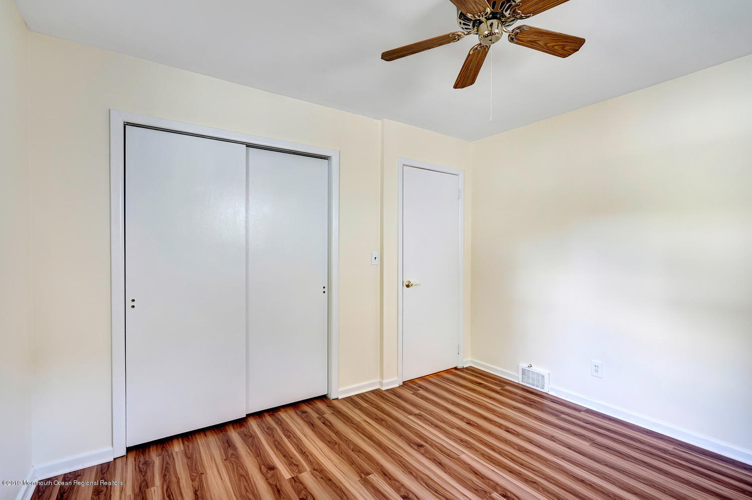 150 Valley Road Neptune Township, NJ 07753 - Photo 42 of 70 150 Valley Rd Neptune City NJ-large-035-