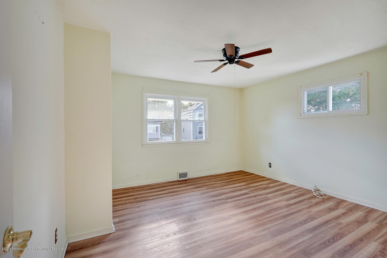 150 Valley Road Neptune Township, NJ 07753 - Photo 44 of 70 150 Valley Rd Neptune City NJ-large-037-