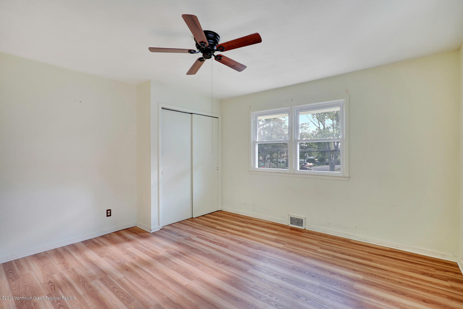 150 Valley Road Neptune Township, NJ 07753 - Photo 45 of 70 150 Valley Rd Neptune City NJ-large-038-
