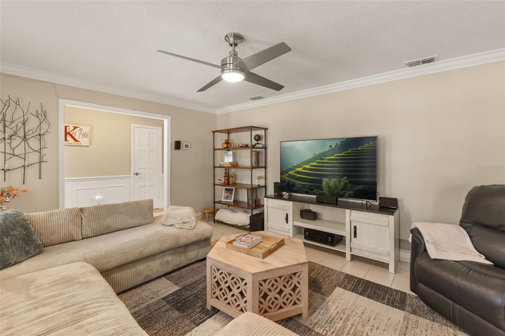 180 Spring Wood Trail Altamonte Springs, FL 32714 - Photo 3 of 32