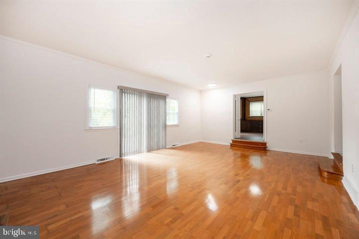 1226 Fleetwood Road Rydal, PA 19046 - Photo 9 of 51