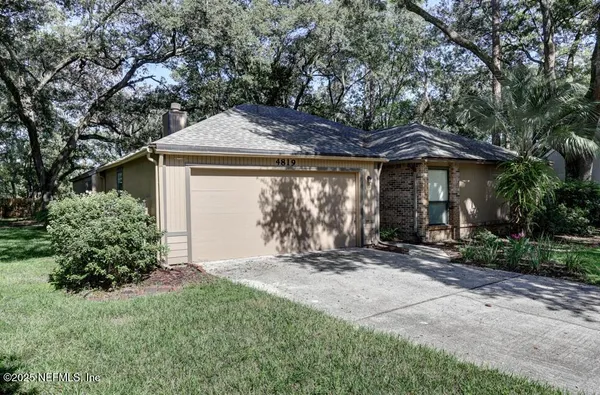$2,145 | 4819 Wethersfield Place West, Jacksonville, FL 32257