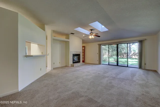 $2,145 | 4819 Wethersfield Place West, Jacksonville, FL 32257