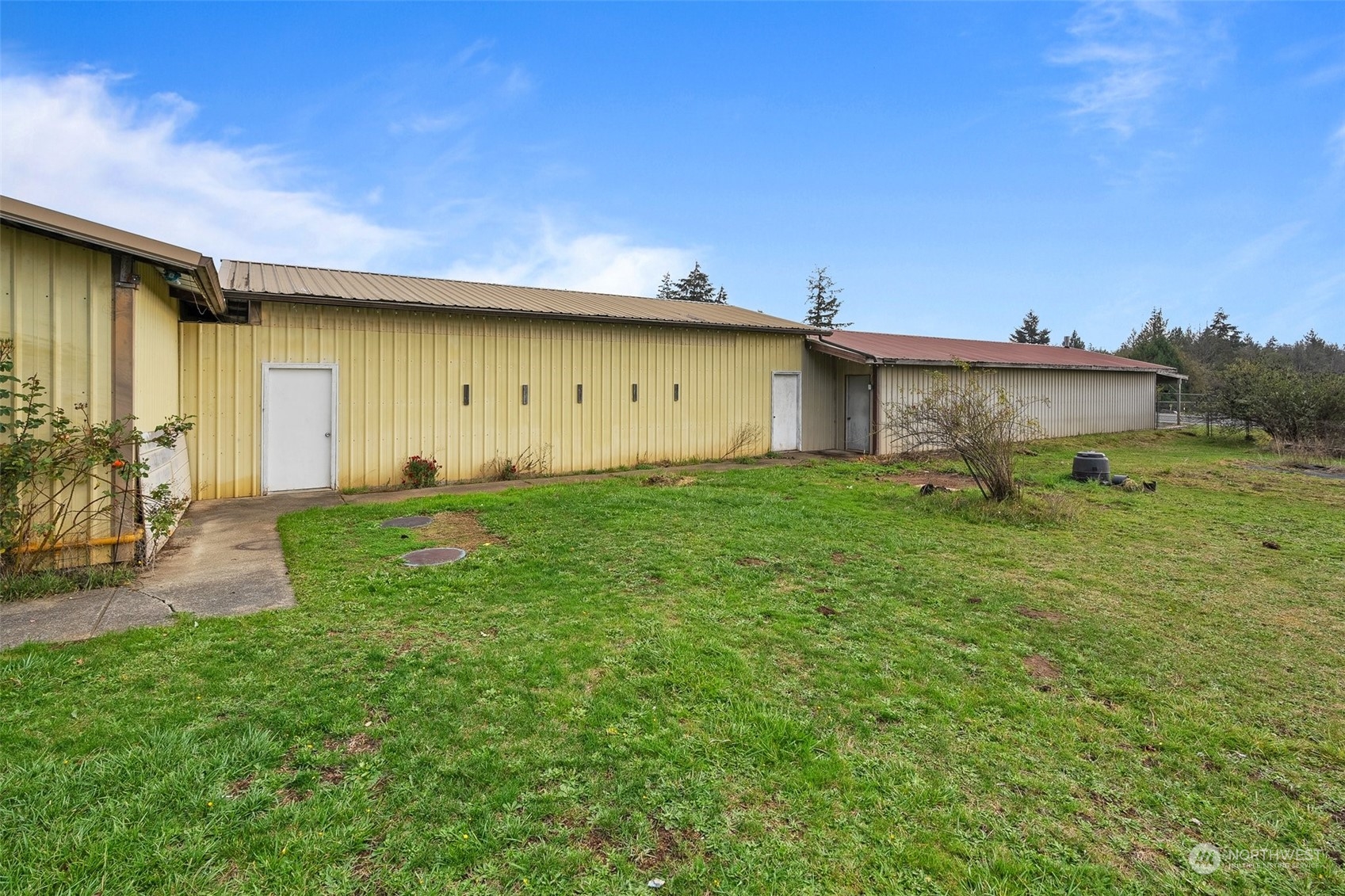 132 East Avery Road Chehalis, WA 98532 - Photo 27 of 40