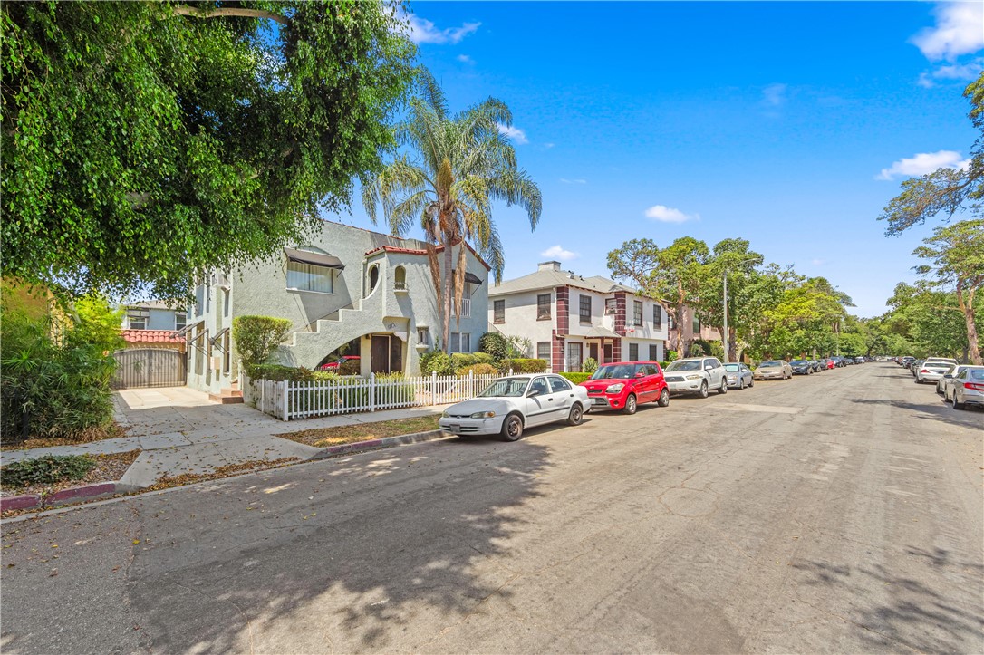 2109 Chestnut Avenue Long Beach, CA 90806 - Photo 32 of 32 a view of street with cars
