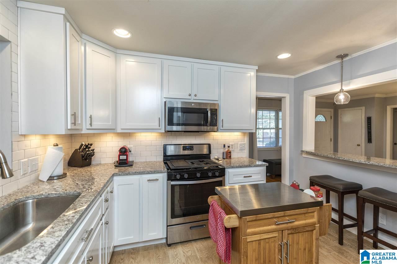 1513 Cresthill Road Birmingham, AL 35213 - Photo 13 of 31