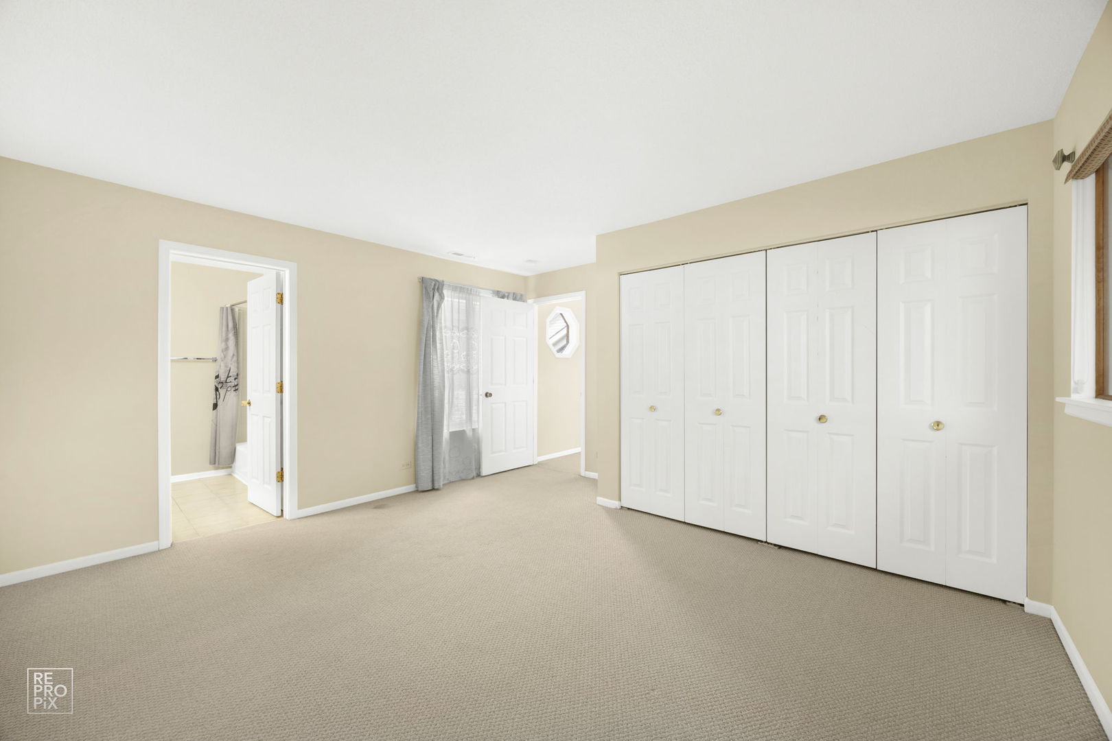 1081 Courtland Drive, Unit 1081 Buffalo Grove, IL 60089 - Photo 7 of 12