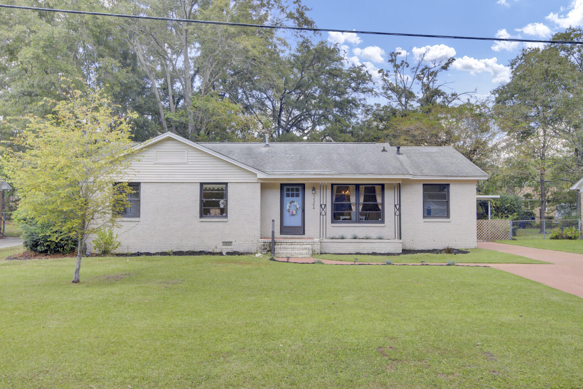 3344 Londonderry Road North Charleston, SC 29420 - Photo 1 of 40 01_1_mls