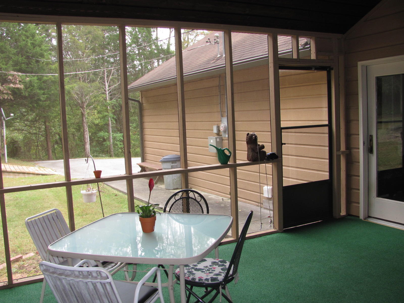 1947 Timber Ridge Buchanan, VA 24066 - Photo 15 of 33 Screened porch ent