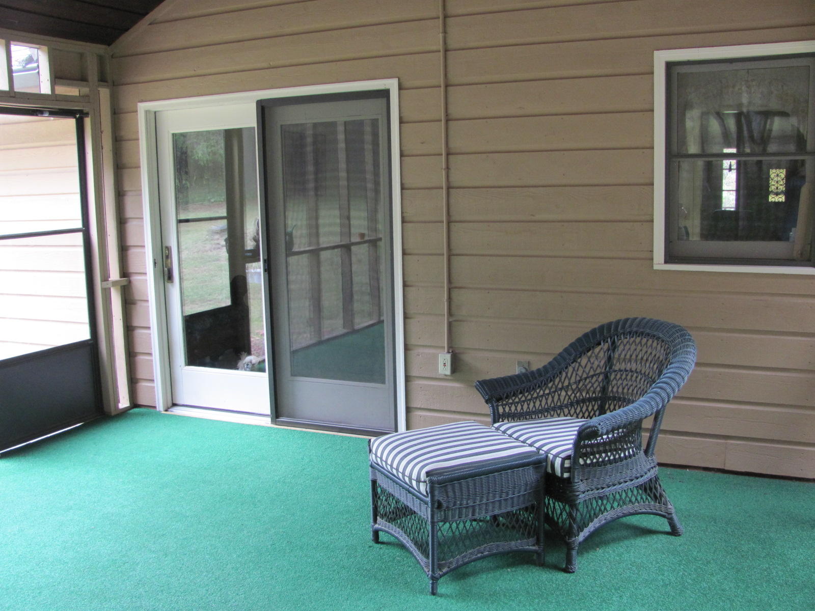 1947 Timber Ridge Buchanan, VA 24066 - Photo 16 of 33 Screened Porch to Dining Area