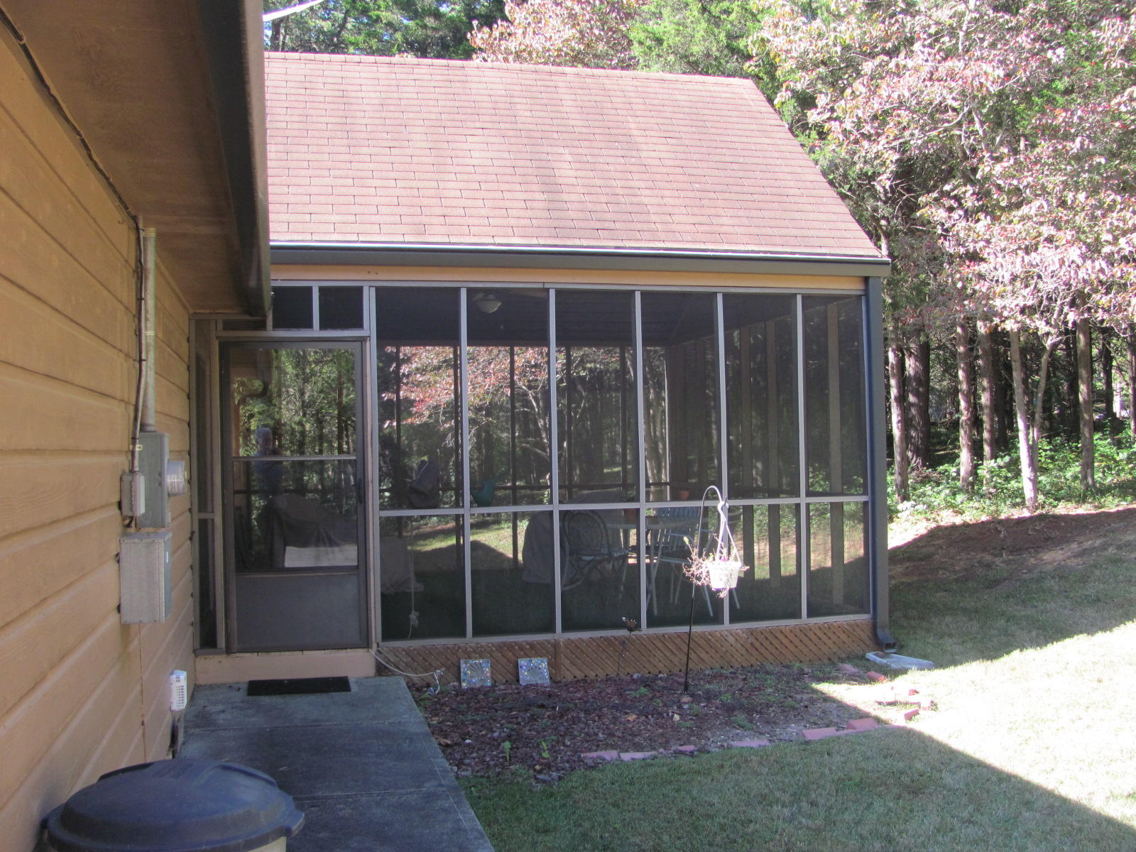 1947 Timber Ridge Buchanan, VA 24066 - Photo 32 of 33 Screened Porch