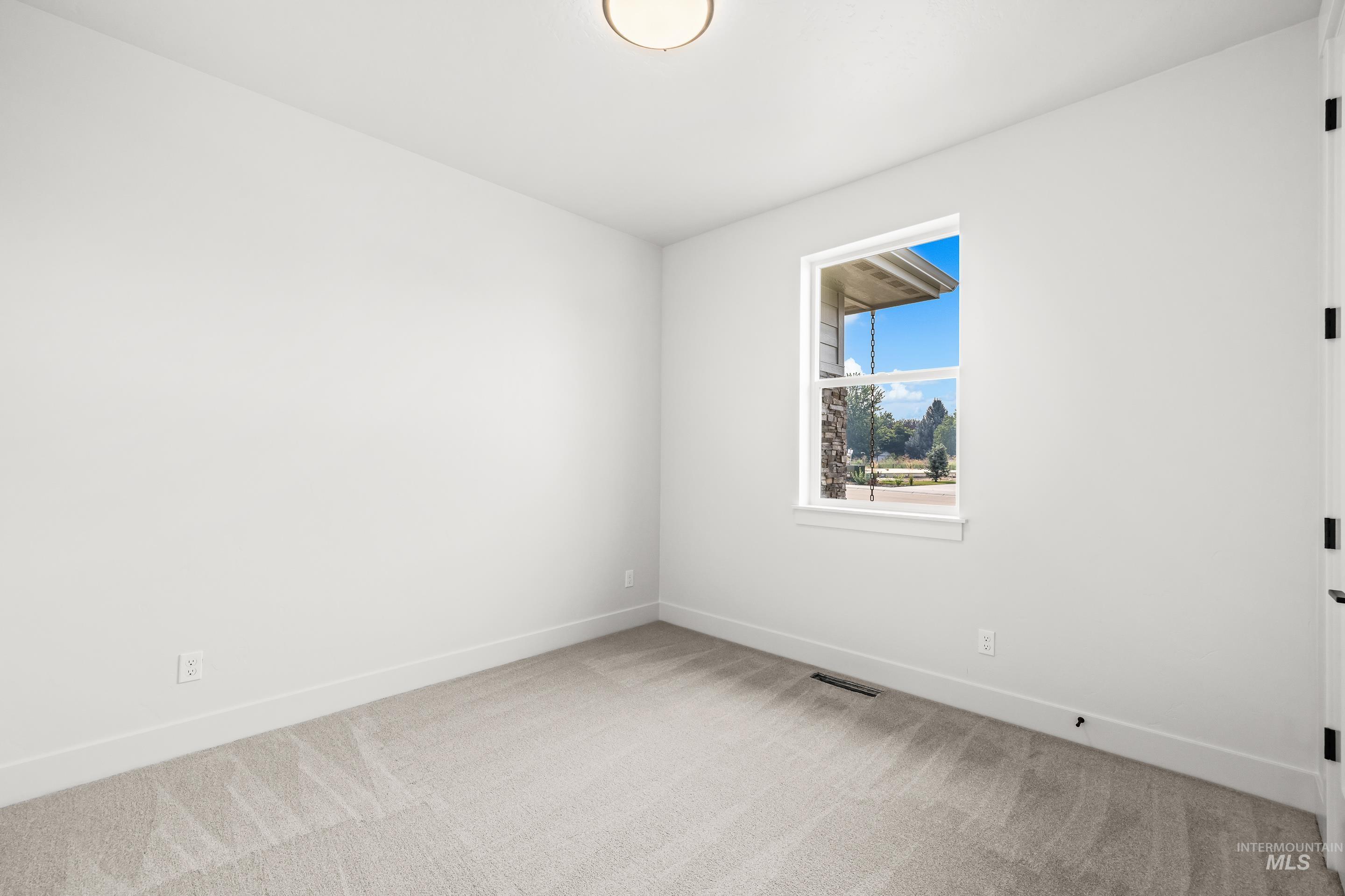 530 Mountain Loop Street Middleton, ID 83644 - Photo 24 of 33 Gallery Image 24
