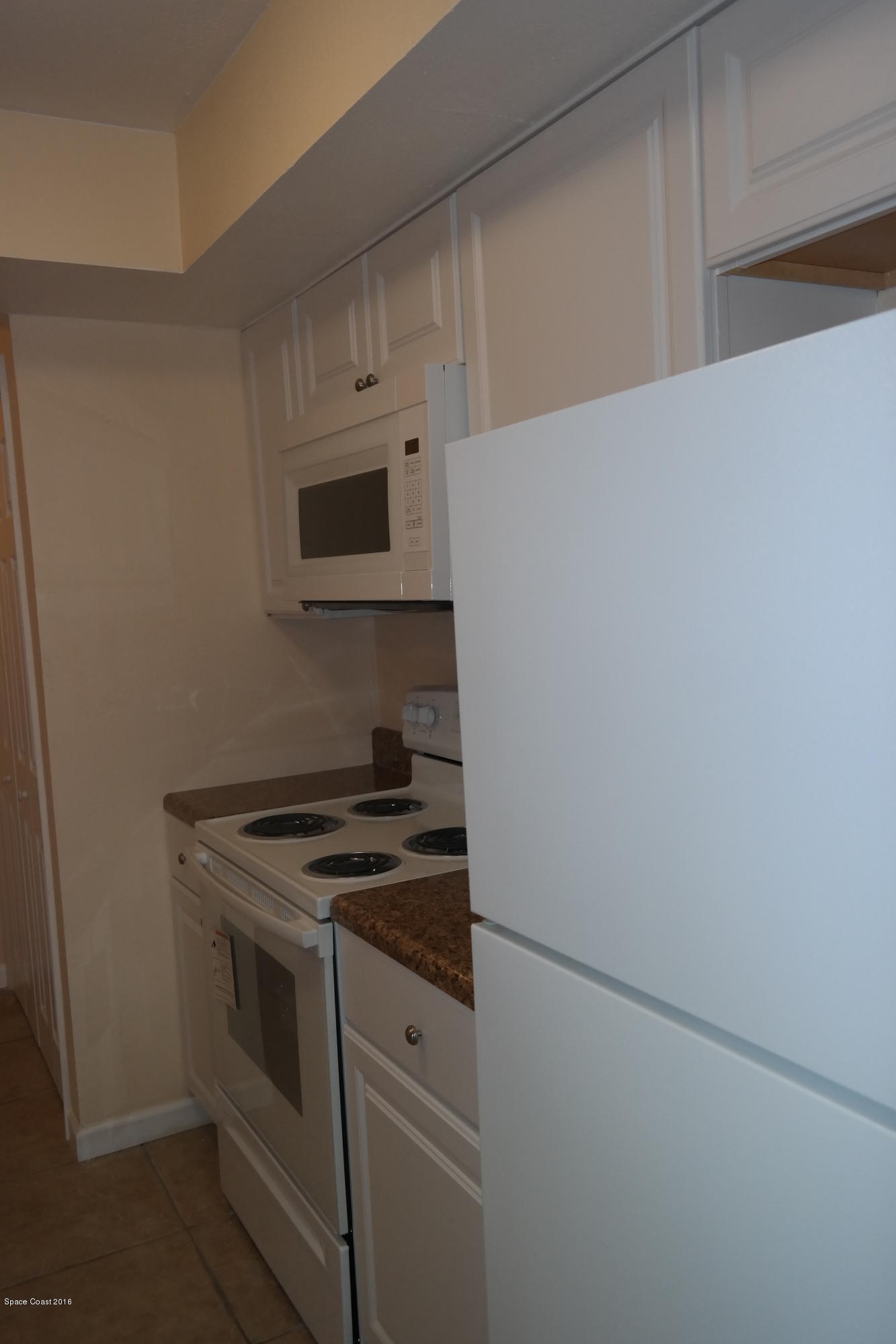 984 Kings Post Road Rockledge, FL 32955 - Photo 18 of 29 Kitchen