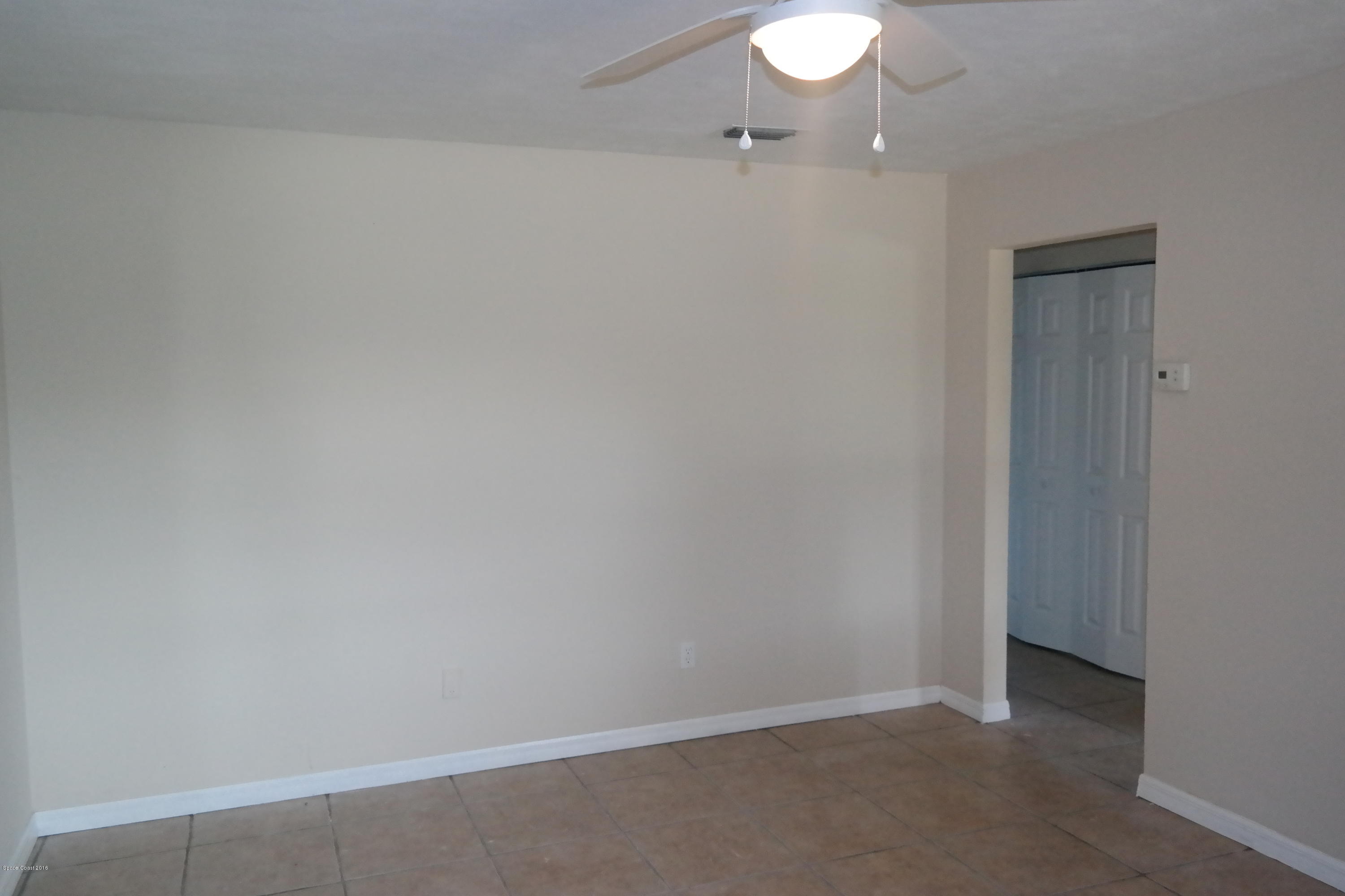 984 Kings Post Road Rockledge, FL 32955 - Photo 3 of 29 Family Room