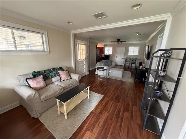 $2,100 | 93 Berkley Avenue, Harahan, LA 70123