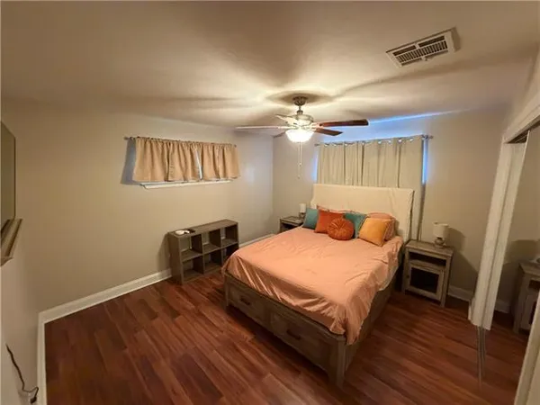 $2,100 | 93 Berkley Avenue, Harahan, LA 70123