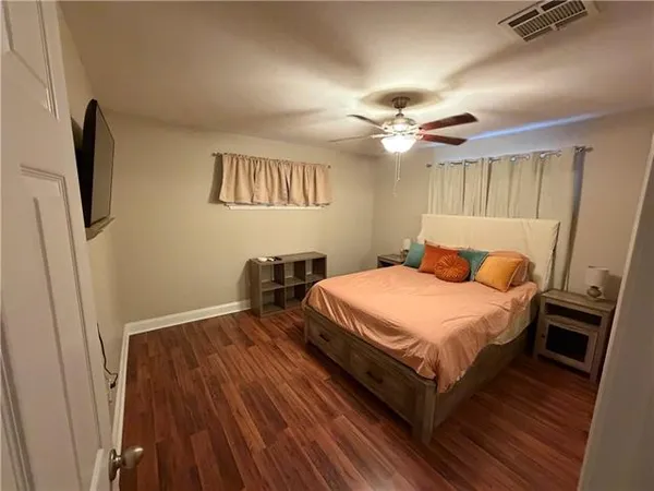 $2,100 | 93 Berkley Avenue, Harahan, LA 70123