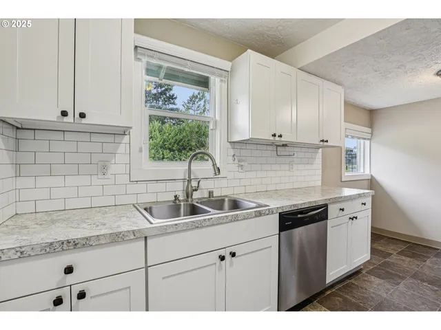 $799,000 | 2615 Southeast 342nd Avenue, Washougal, WA 98671